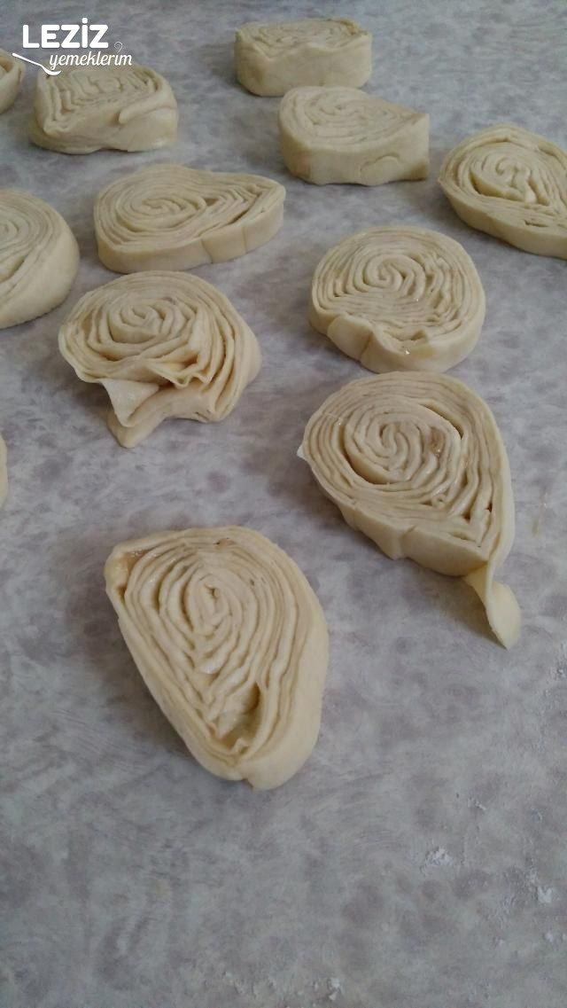 Midye Poğaça Yapımı