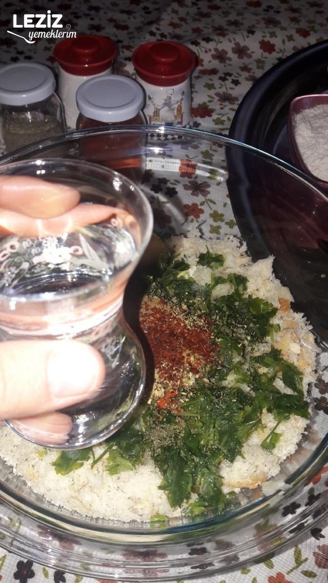 Bayat Ekmek Mantısı