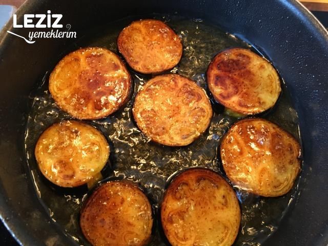 Kıymalı Bostan Patlıcan Kebabı Tarifi