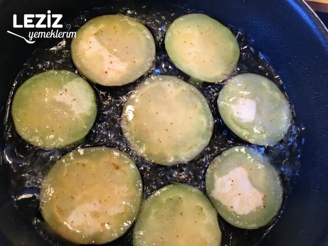 Kıymalı Bostan Patlıcan Kebabı Tarifi