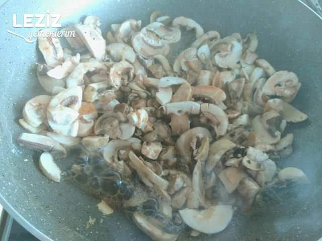 Mantarlı Spagetti Makarna