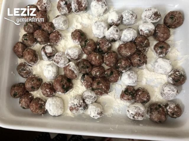 Sulu Köfte Nasıl Yapılır