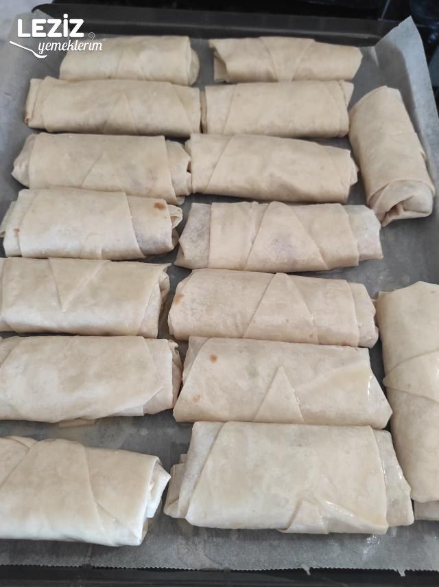 Kızartmadan Fırında Pastırmalı Börek