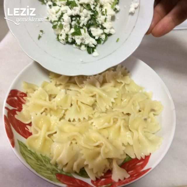 Peynirli Makarna Tarifi (Öğrenciler Ve Bekarlar İçin)