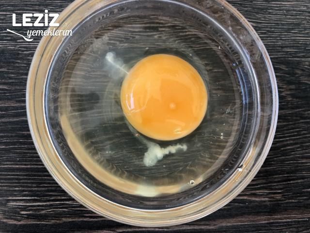 Fırında Yumurtalı Somonlu Patates