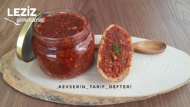 Muhammara (Kahvaltılık Salça) Tarifi, Nasıl Yapılır