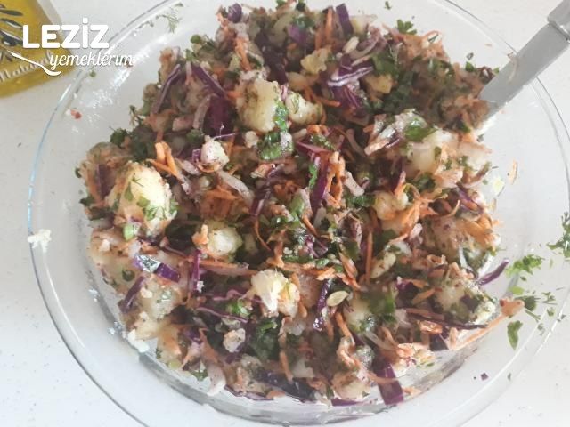 Karalahanalı Patates Salatası