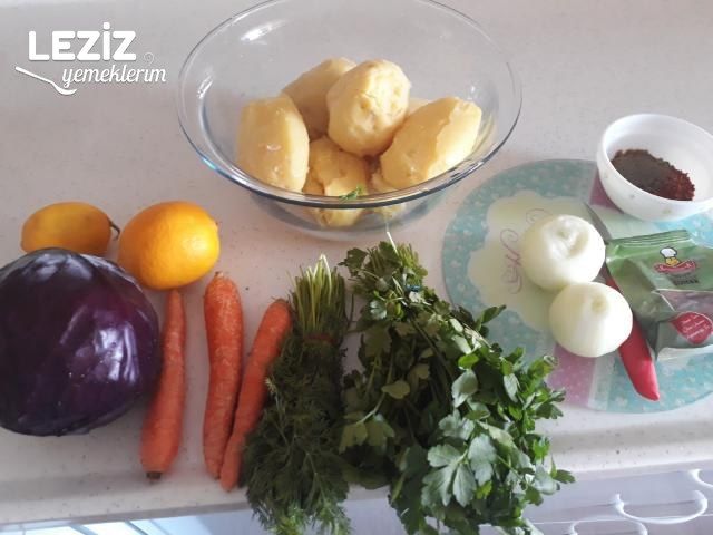 Karalahanalı Patates Salatası