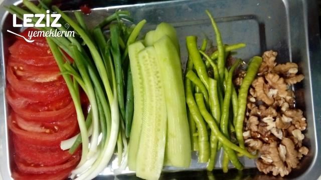 Yalçın'ın Nefis Kısırı (Bir Yiyen Bir Daha İsteyecek)