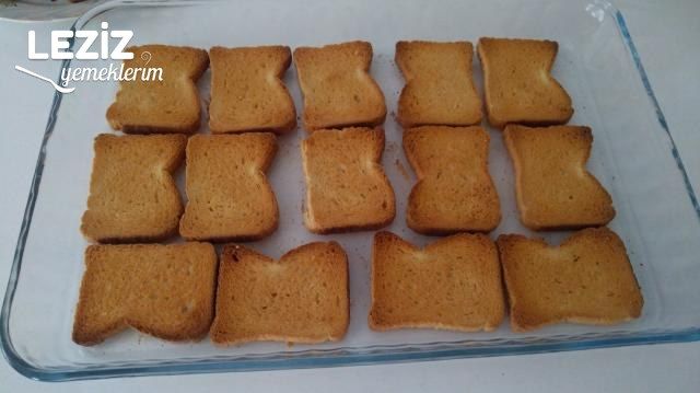 Karamelize Şerbetli Etimek Tatlısı