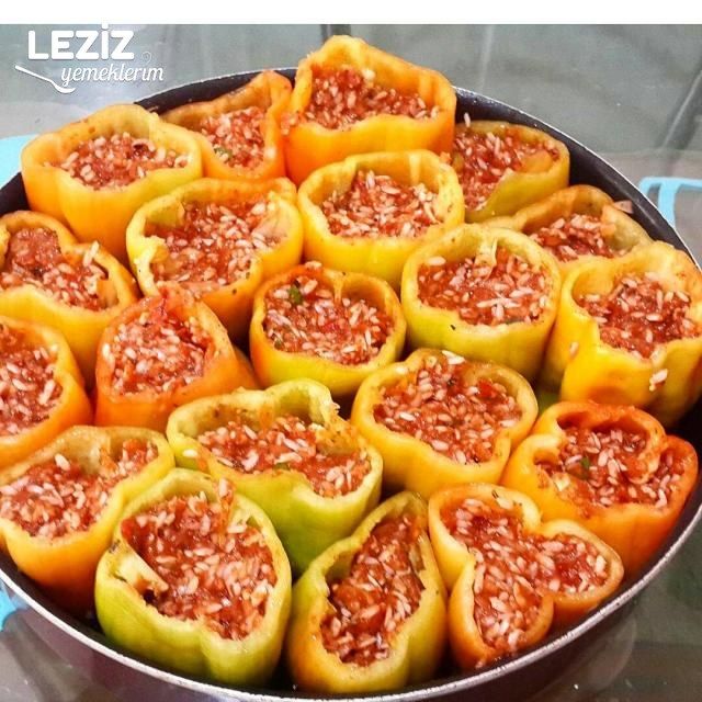 İç Malzemesi Çiğden Fırında Pratik Dolma