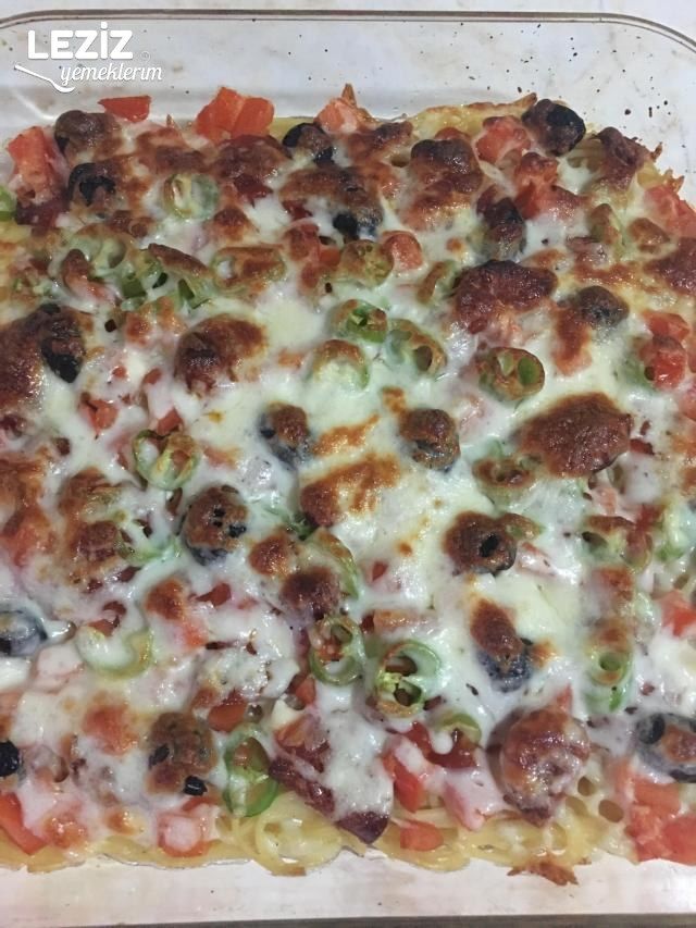 Makarnadan Pizza