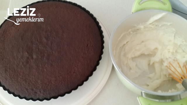 Muhallebili Tart Kek