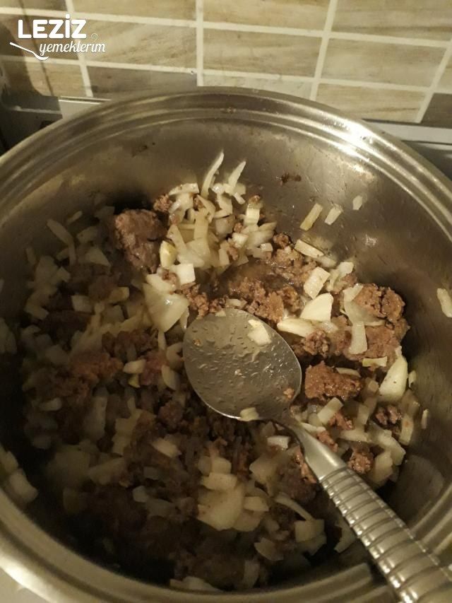 Kıymalı Makarna Nasıl Yapılır