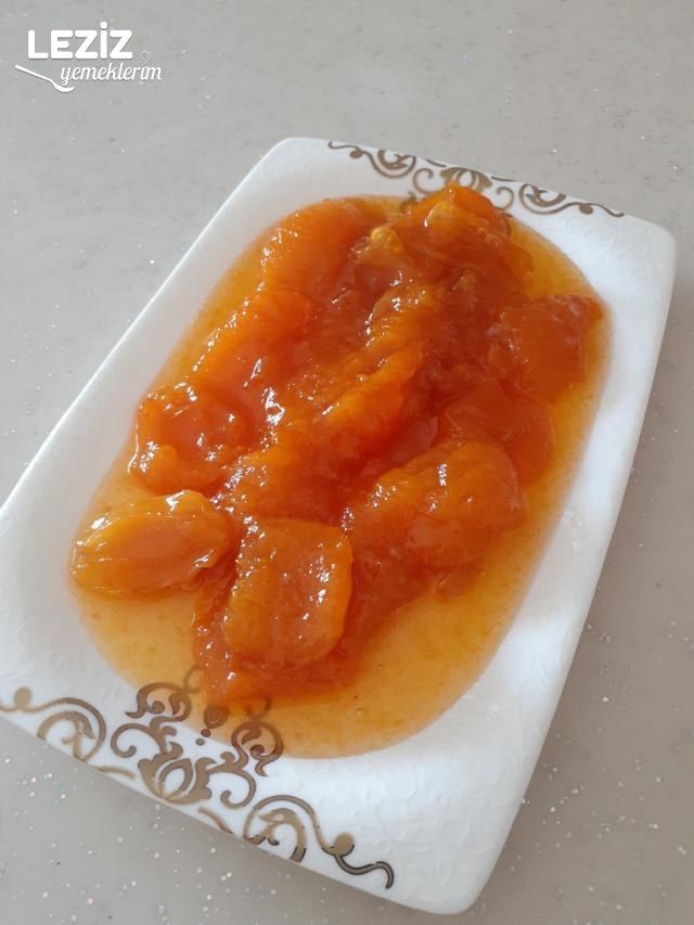 Kayısı Reçelinin Tarifi (Püf Noktaları İle)