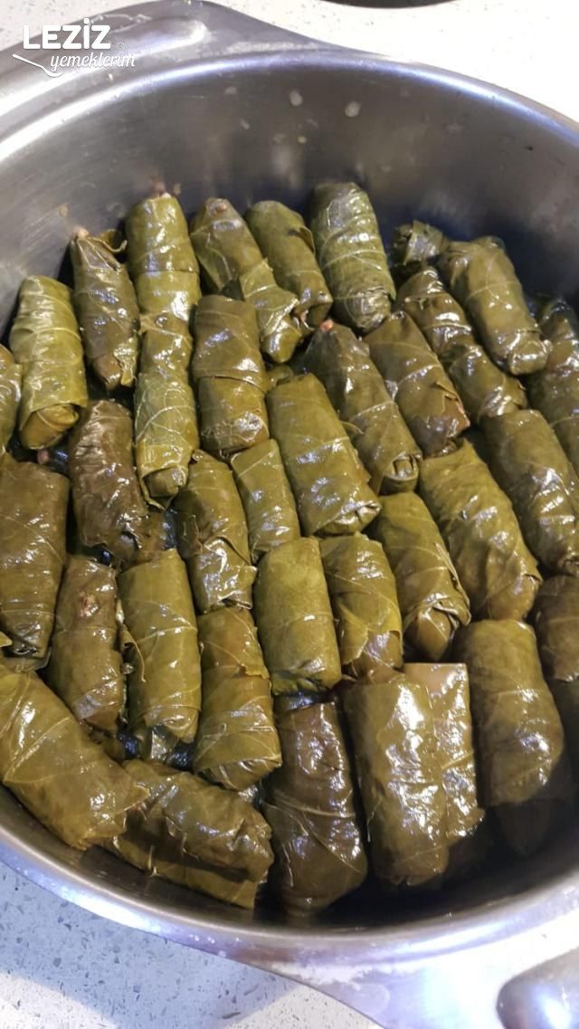 Etli Yaprak Sarma Nasıl Yapılır