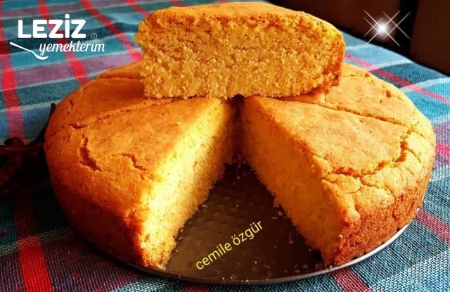 Kek Tadında Mısır Ekmeği