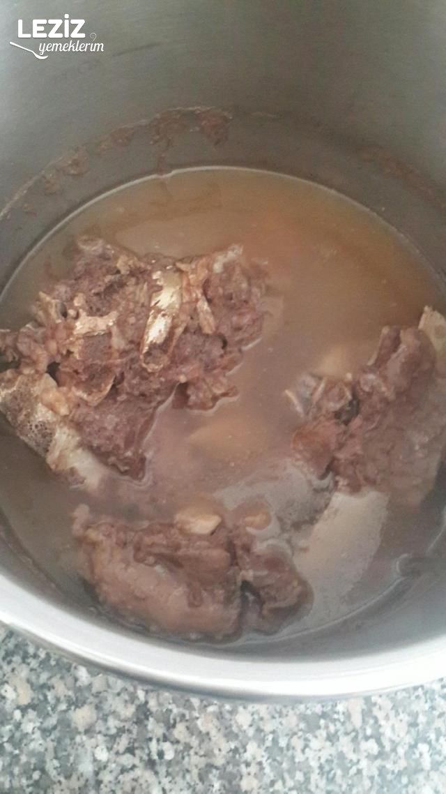 Kaburgalı Kuru Fasulye Yemeği