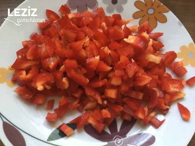 Tost Ekmeginden Pizza Tarifi