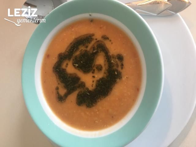Lokanta Tadında Ezogelin Çorbası Tarifi