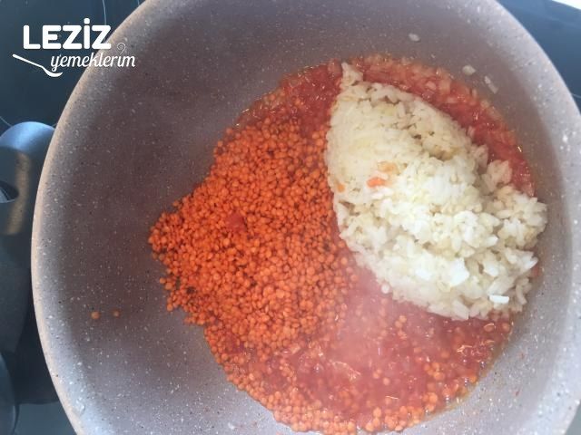 Lokanta Tadında Ezogelin Çorbası Tarifi