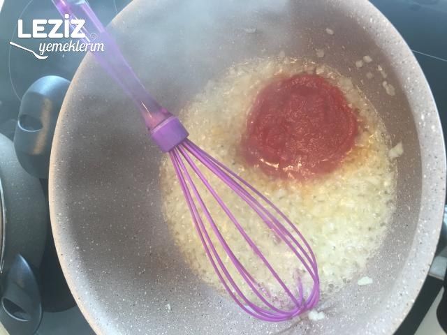 Lokanta Tadında Ezogelin Çorbası Tarifi