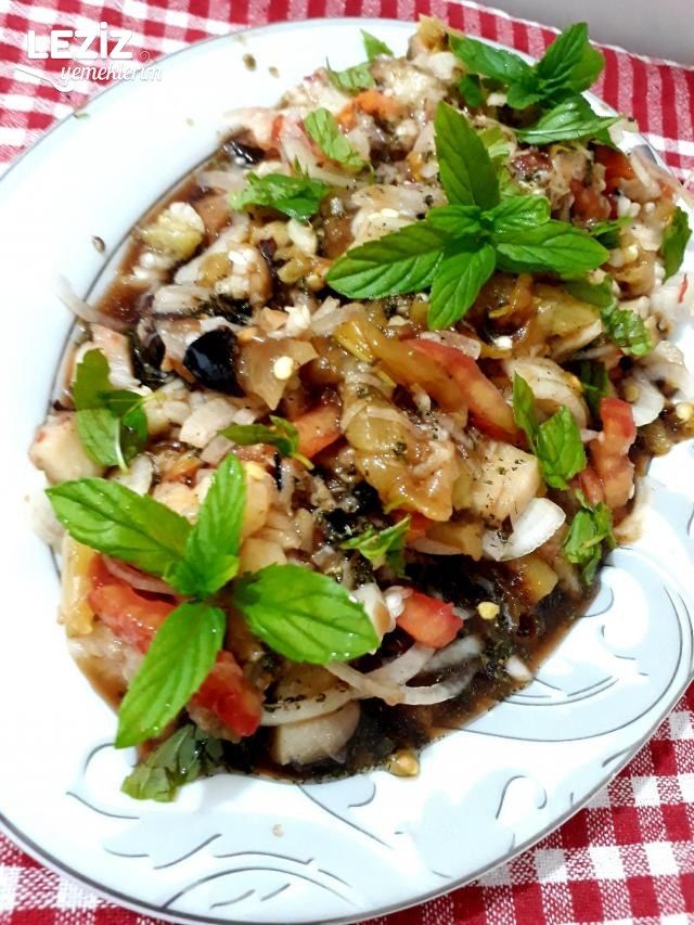 Köz Sebze Salatası