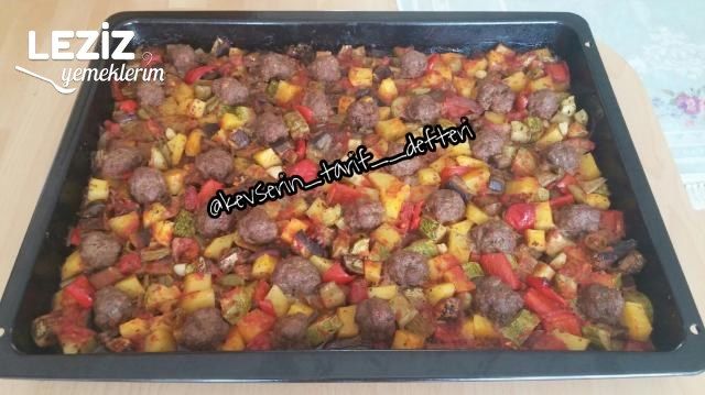 Fırında Nefis Sebzeli Köfte Yemeği