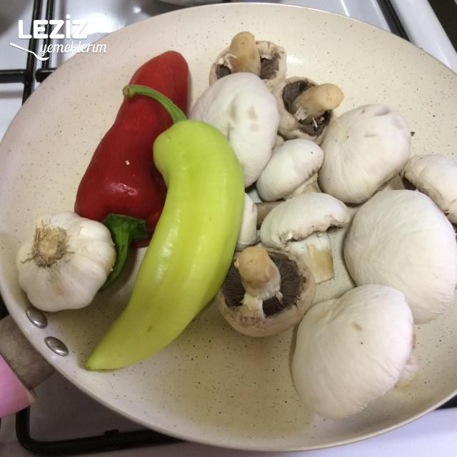 Mantarlı Patlıcan Kebabı