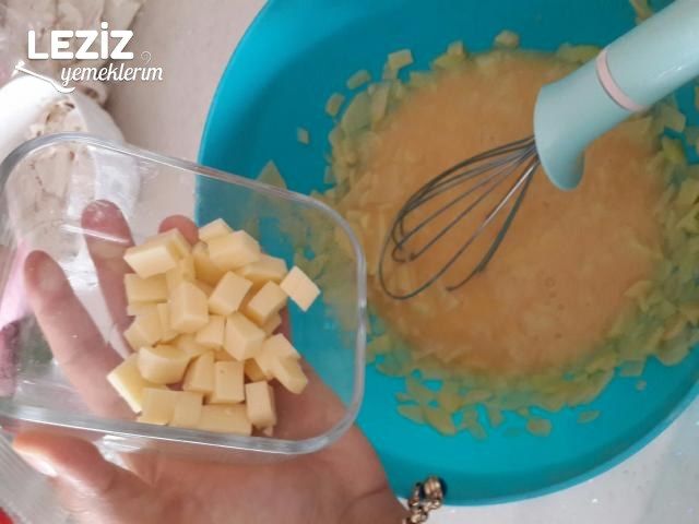 Patatesli Kolay Börek