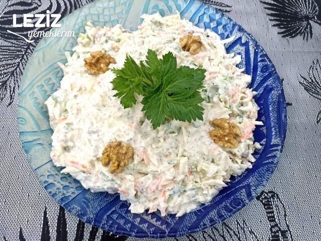 Meyveli Kereviz Salatası