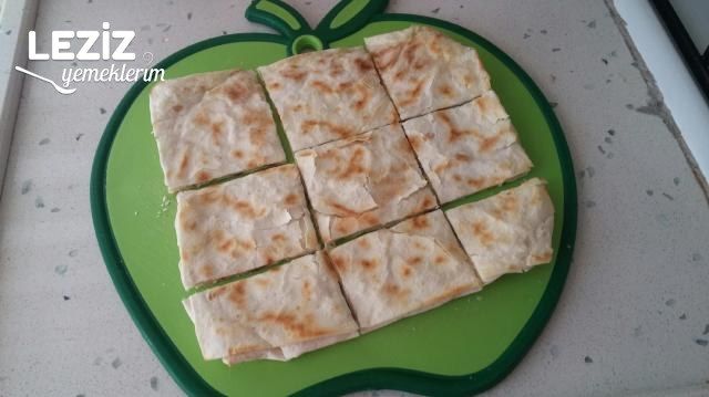 Tavada Pratik Börek Tarifi