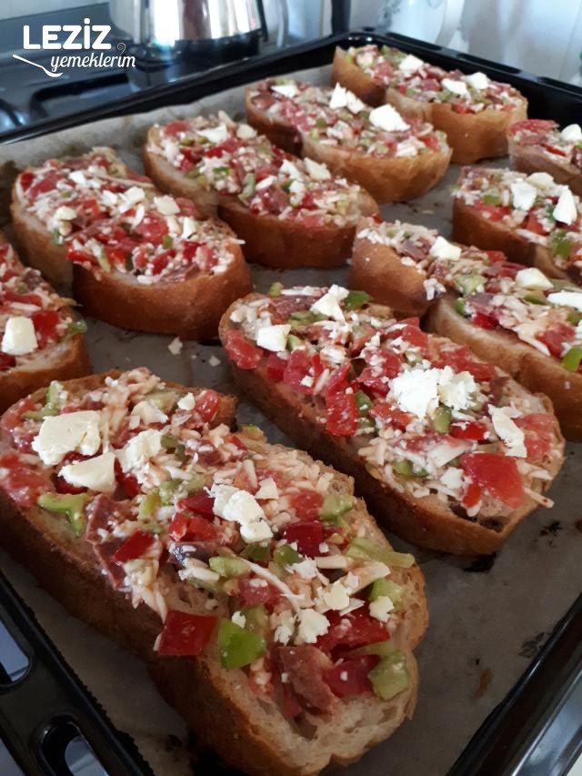 Kahvaltılık Ekmek Pizzası Tarifi