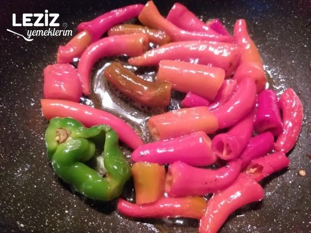 Yoğurtlu Biber Sote