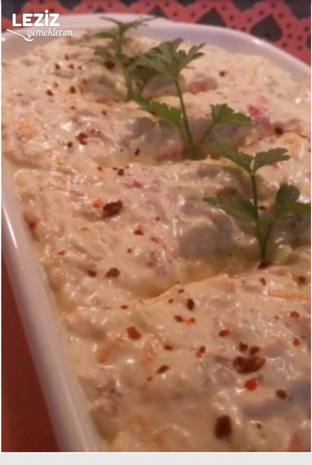 Patlıcan Kırmızı Biber Ve Havuç Salatası