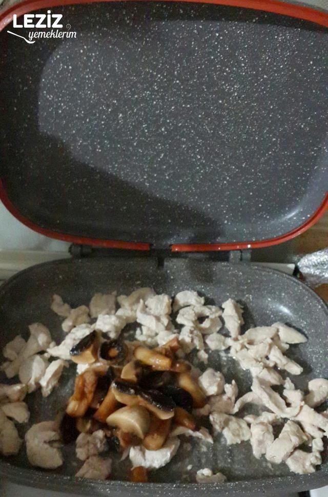 Nefis Mantarlı Tavuk Sote