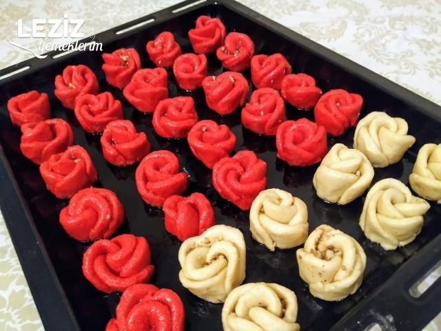 Kırmızı Gül Tatlısı Tarifi