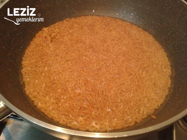 Arpa Şehriyeli Bulgur Pilavı Tarifi