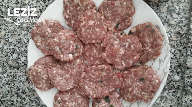 Kuru Köfte Yapımı