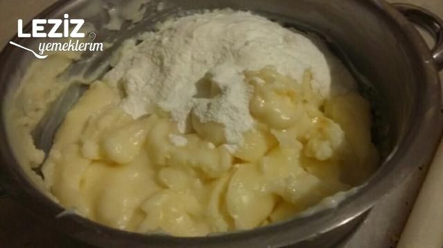 Kıbrıs Tatlısı (Tarçınlı)