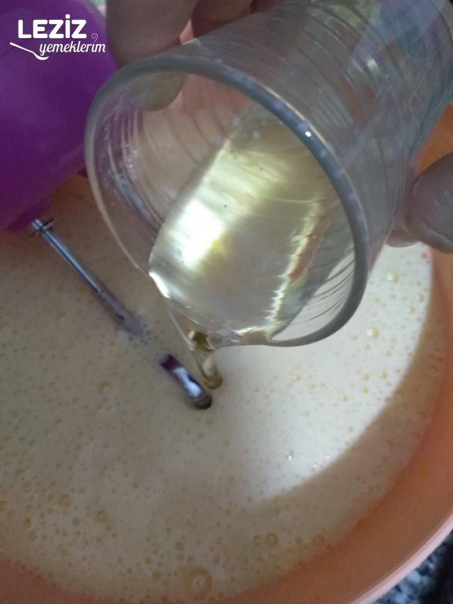 Kabarmaya Doymayan Kakaolu Kek Tarifi