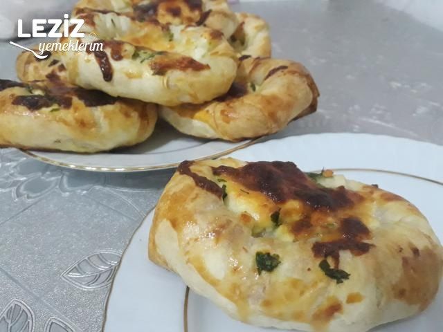 Sandal Börek Tarifi