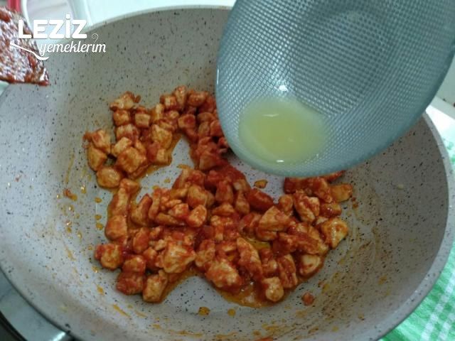 Tavuklu Enfes Bamya Yemeği