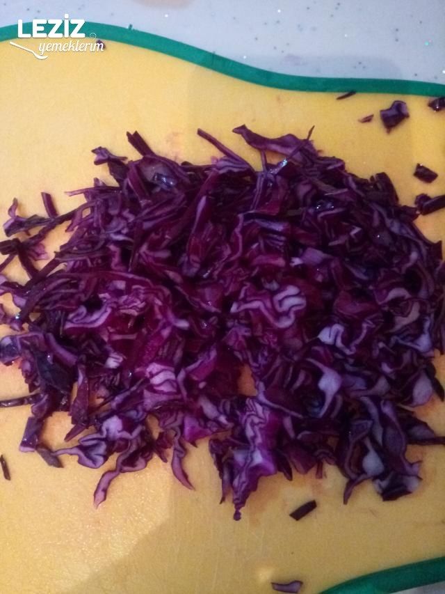 Mor Lahana Ve Havuç Salatası