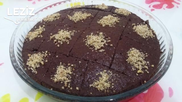 Hazır Zannedilen Fındıklı Kakaolu Kek