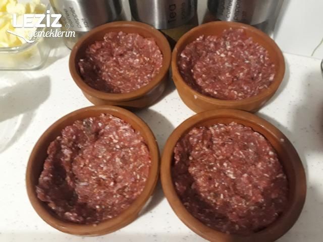 Kıymalı Çanakta Patates Püresi