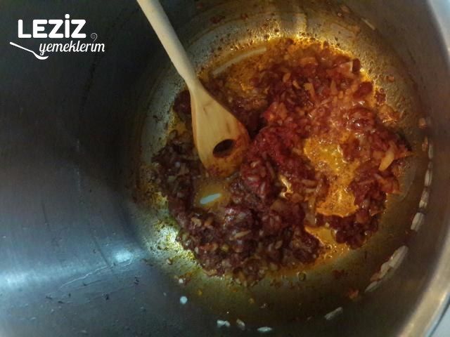 Ispanak Çorbası (Salçalı)