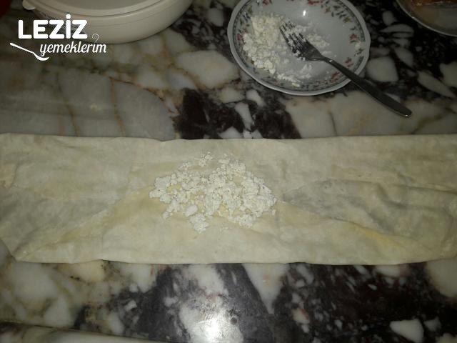 Peynirli Gözleme Nasıl Yapılır