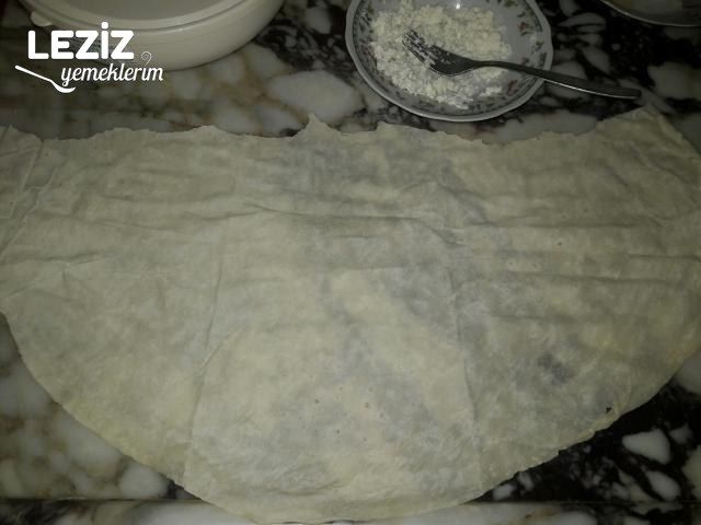 Peynirli Gözleme Nasıl Yapılır