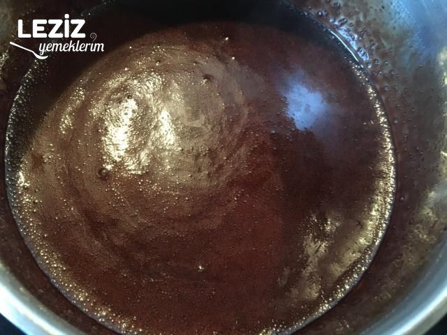 Büyük Borcamda Tam Kıvamında Islak Kek